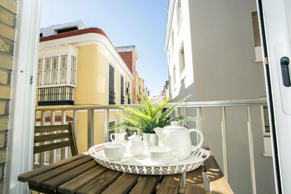 Exclusive Apartments Street Beatas Málaga Exteriör bild